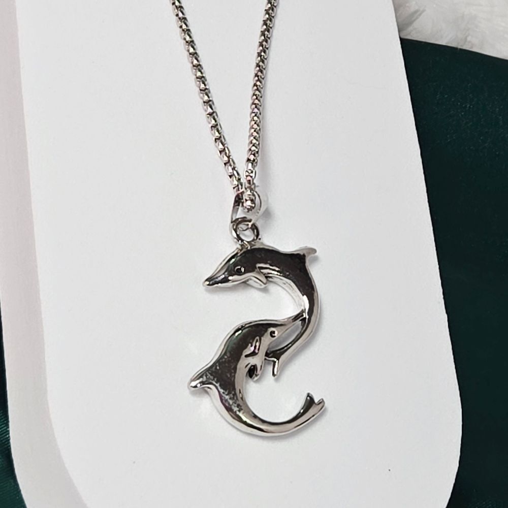 Silver Double Dolphin Pendant Necklace 24” Stainless Steel Coastal Cruise Vacay